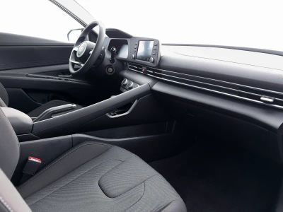2026 Hyundai Elantra - Photo 32