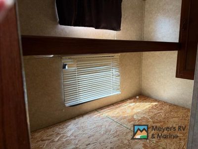2014 Prime Time RV Avenger - Photo 17