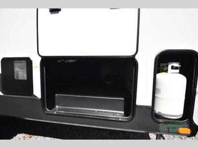 2025 Forest River RV Rockwood Signature - Photo 9