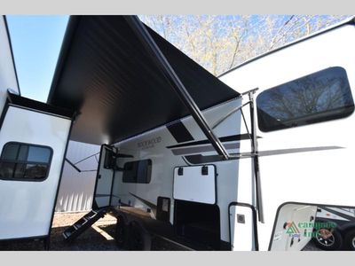 2025 Forest River RV Rockwood Signature - Photo 17