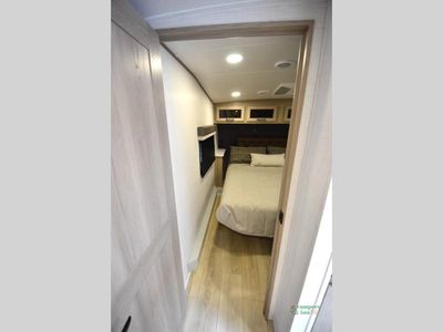 2025 Forest River RV Rockwood Signature - Photo 39