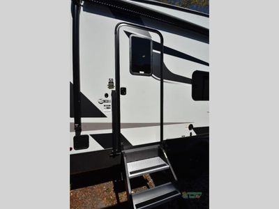 2025 Forest River RV Rockwood Signature - Photo 5