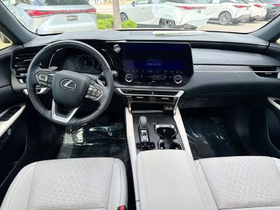 2023 Lexus RX - Photo 24