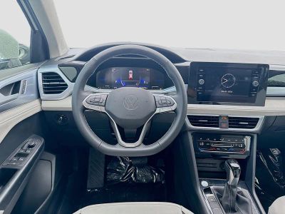 2026 Volkswagen Taos — photo 17 view