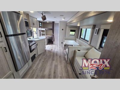 2025 Coachmen RV Catalina Legacy Edition - Photo 7