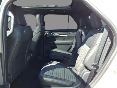 2026 Ford Explorer — detail view