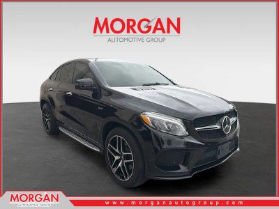 2019 Mercedes-Benz GLE AMG 43 in Black — front three-quarter view