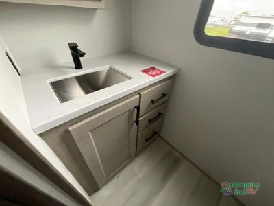 2026 Grand Design Influence — photo 42 view