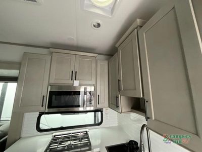 2026 Grand Design Influence — photo 23 view