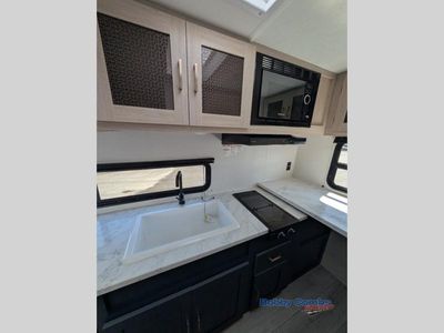 2025 Prime Time RV Avenger LT - Photo 11