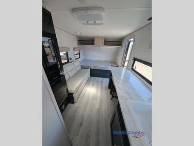 2025 Prime Time RV Avenger LT - Photo 3