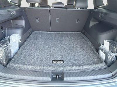 2026 Volkswagen Tiguan - Photo 12