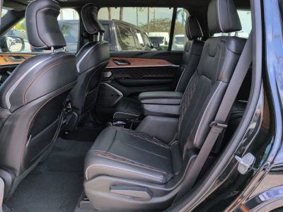 2021 Jeep Grand Cherokee L — photo 14 view