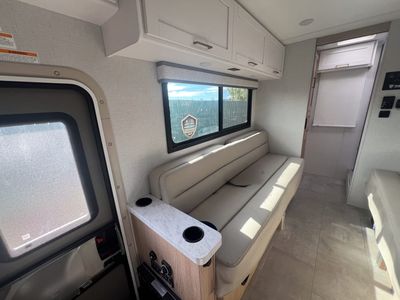 2026 Thor Motor Coach CHATEAU - Photo 4