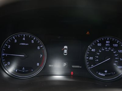 2017 Genesis G80 — photo 15 view