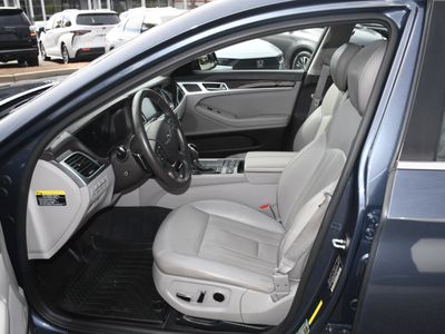2017 Genesis G80 — photo 8 view