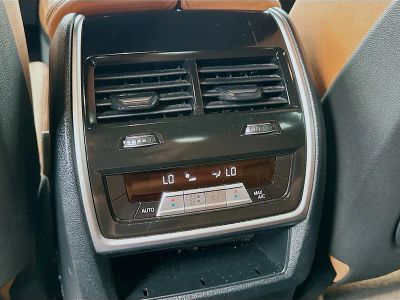 2022 BMW X6 — photo 22 view