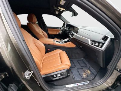 2022 BMW X6 — photo 31 view