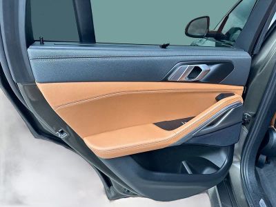 2022 BMW X6 — photo 25 view