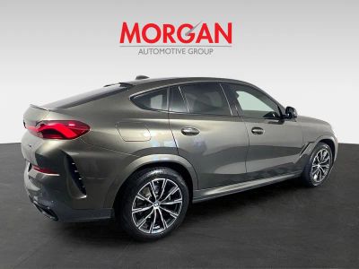 2022 BMW X6 — interior view