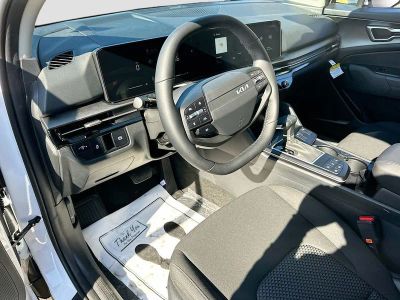 2026 Kia Sportage — photo 9 view