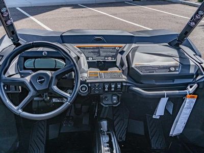 2026 Can-Am Commander MAX XT-P - Photo 10