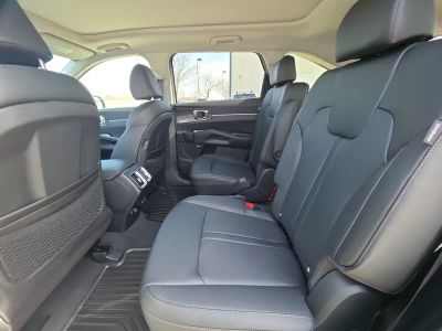 2026 Kia Sorento - Photo 18