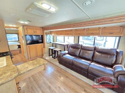 2011 Hurricane 32A - Photo 31