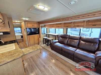 2011 Hurricane 32A - Photo 6