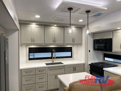 2026 Brinkley Model Z - Photo 17