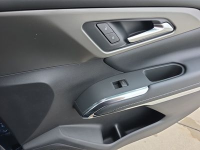 2026 Chevrolet Traverse — photo 21 view