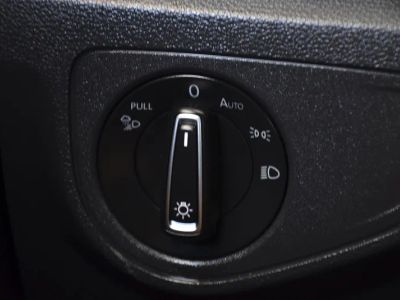 2023 Volkswagen Atlas Cross Sport — photo 15 view