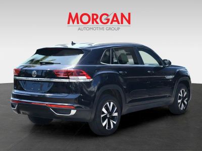 2023 Volkswagen Atlas Cross Sport — interior view