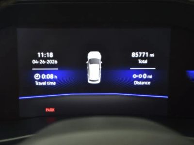 2023 Volkswagen Atlas Cross Sport — photo 10 view