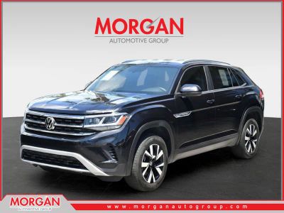 2023 Volkswagen Atlas Cross Sport 2.0T SE in Deep Black Pearl — front three-quarter view