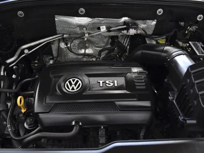 2023 Volkswagen Atlas Cross Sport — photo 28 view