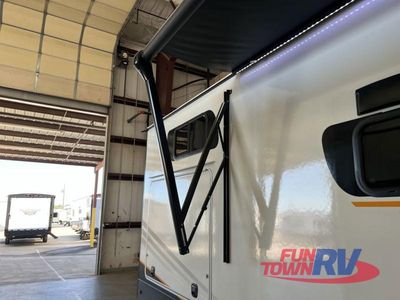 2025 Ember RV E-Series - Photo 7