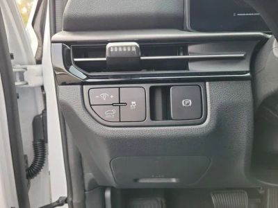 2026 Kia Sportage — photo 10 view