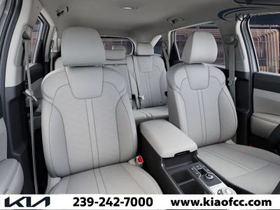 2026 Kia Sorento Hybrid — photo 15 view