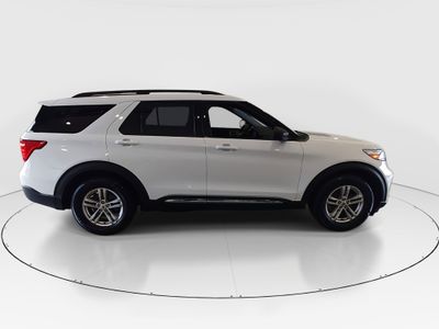 2022 Ford Explorer - Photo 8