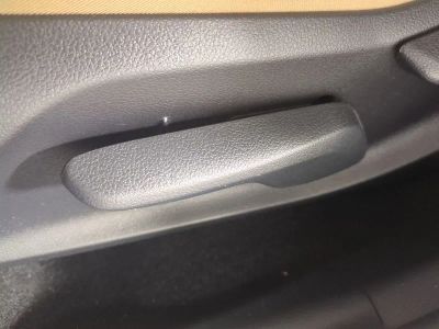 2019 Toyota RAV4 — photo 22 view