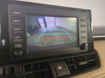 2019 Toyota RAV4 — photo 24 view