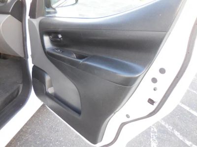 2017 Nissan NV200 - Photo 13
