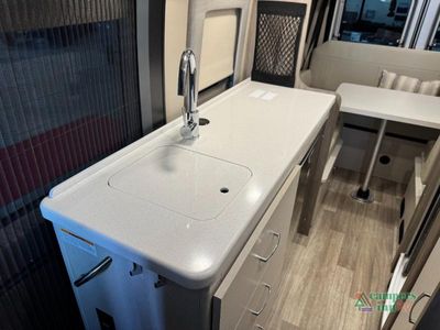 2024 Thor Motor Coach Tellaro - Photo 35