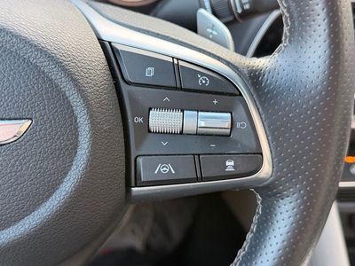 2023 Genesis G70 2.0T — photo 31 view