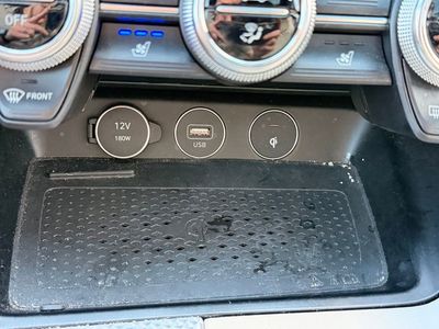 2023 Genesis G70 2.0T — photo 30 view