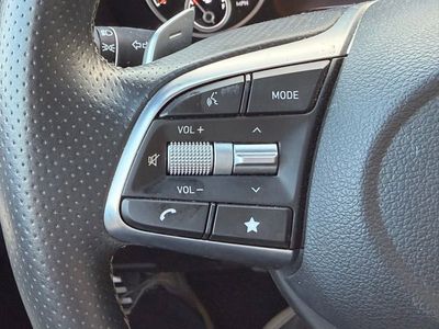 2023 Genesis G70 2.0T — photo 32 view