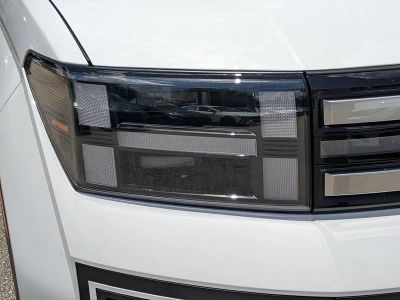 2026 Hyundai SANTA FE HYBRID — photo 10 view