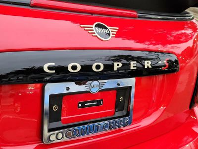 2026 MINI Convertible — detail view