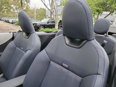 2026 MINI Convertible — photo 10 view